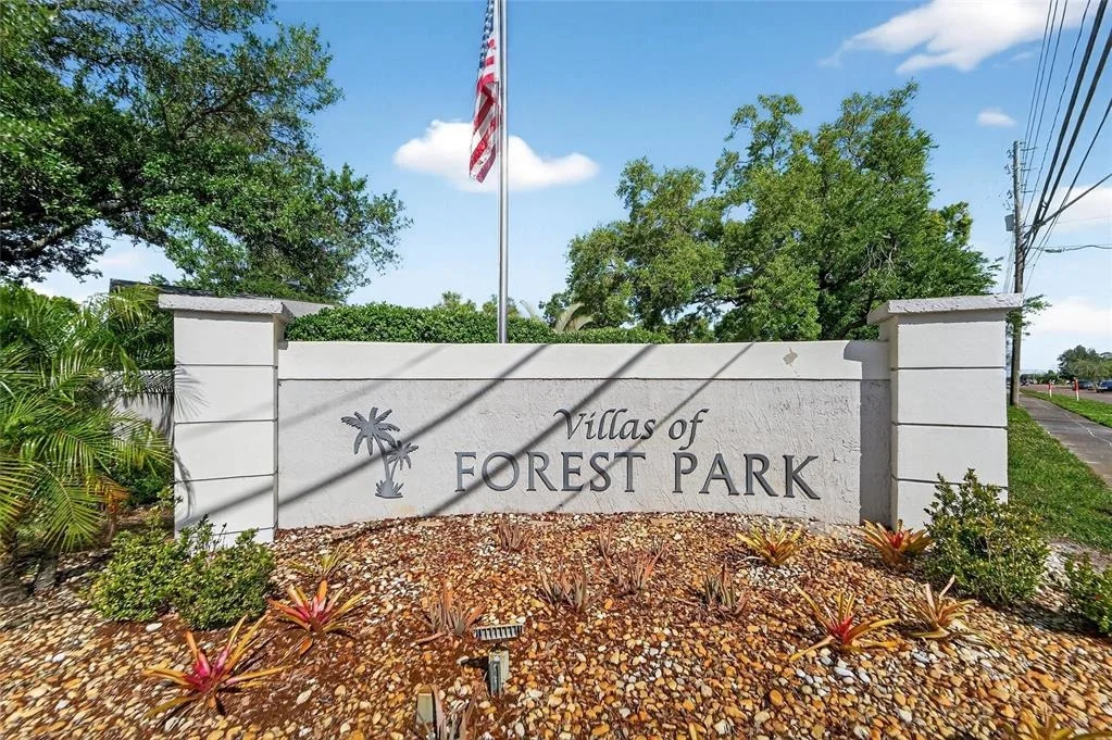 Photo of 2369 BEVERLY DRIVE