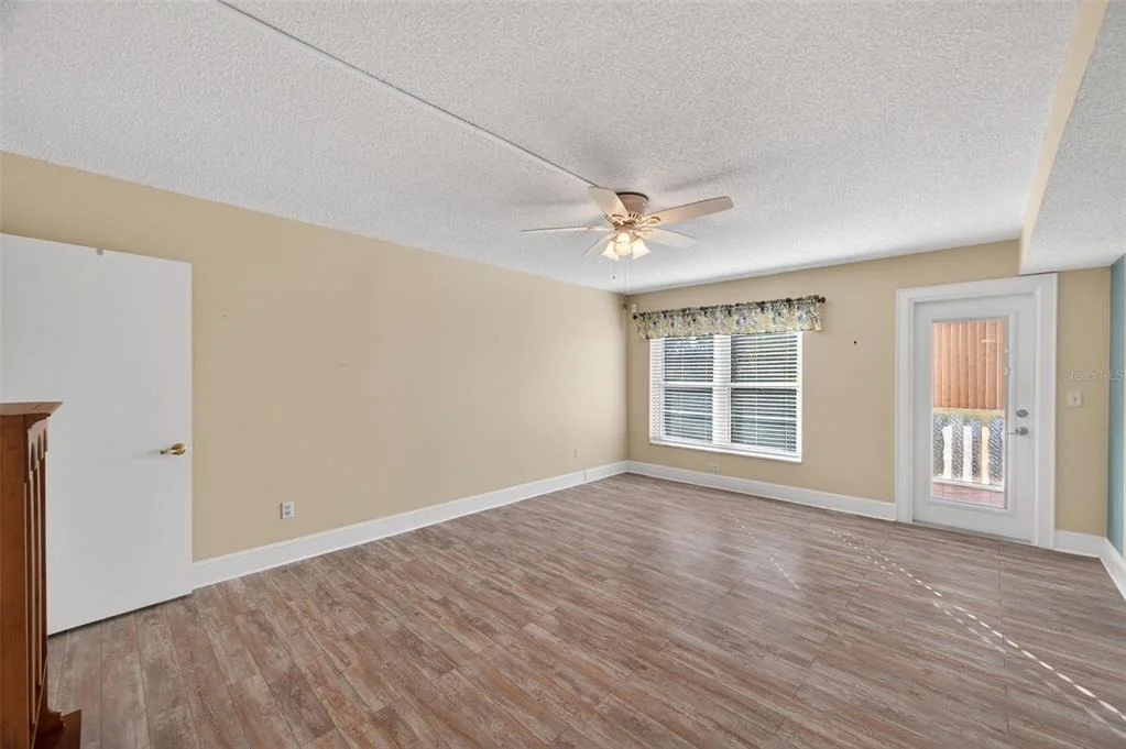 Photo of Unit 403 at 131 BLUFF VIEW DRIVE