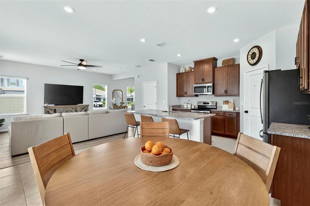 Photo of 381 CRESTWIND DRIVE