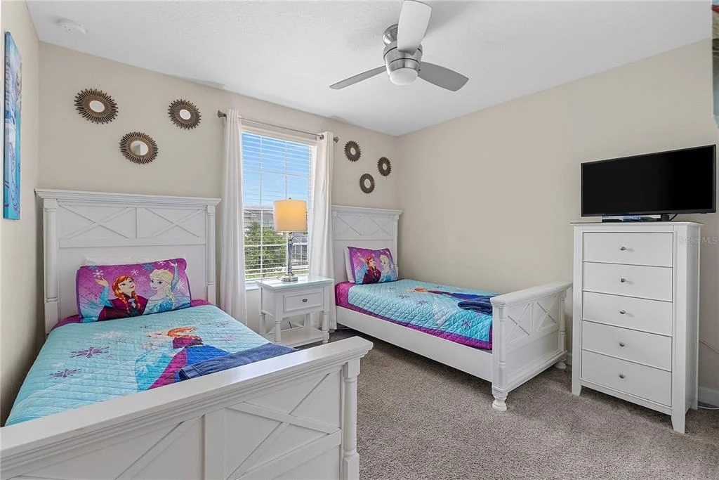 Photo of 1559 FLANGE DRIVE