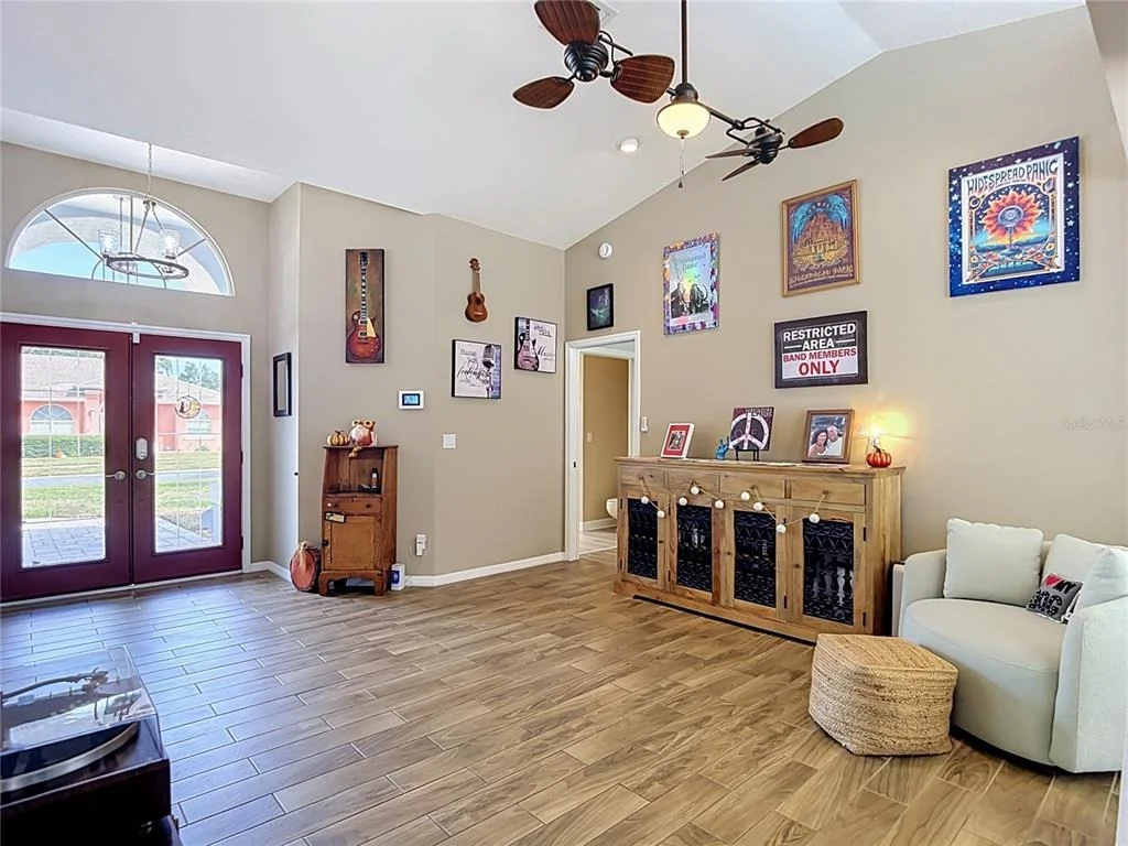Photo of 1051 HOOK DRIVE