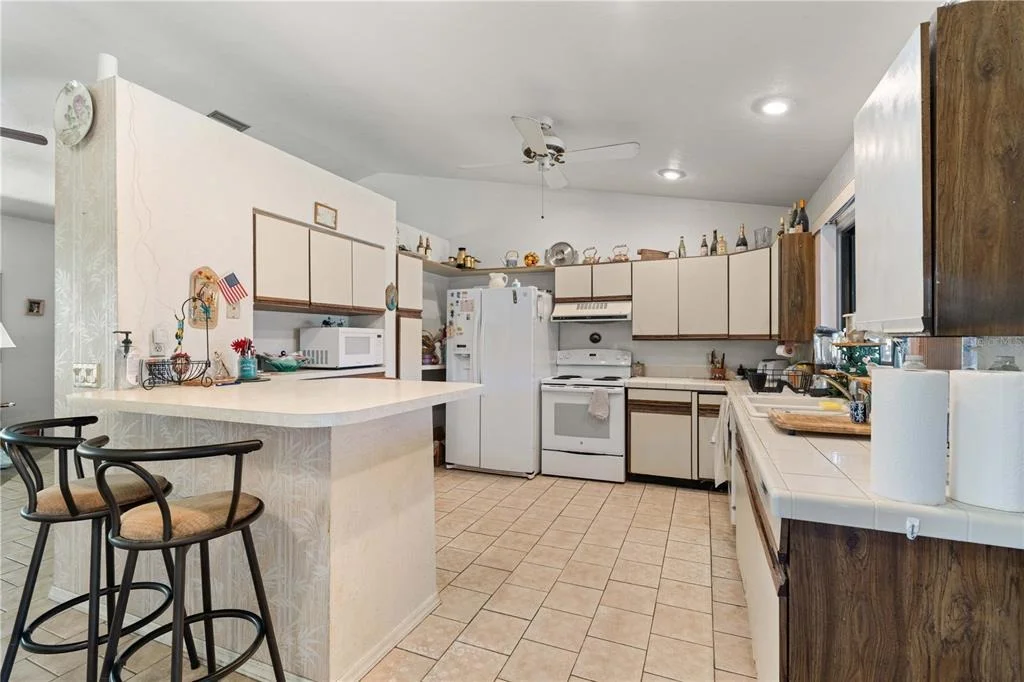 Photo of 2065 DUNCAN ROAD