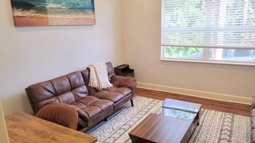 Photo of 4250 SWIFT ROAD