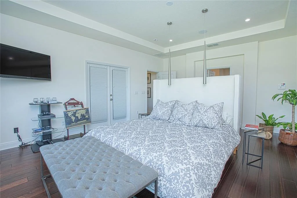 Photo of 12601 BANTING TERRACE
