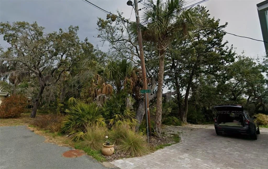 Photo of 12425 CEDAR ST