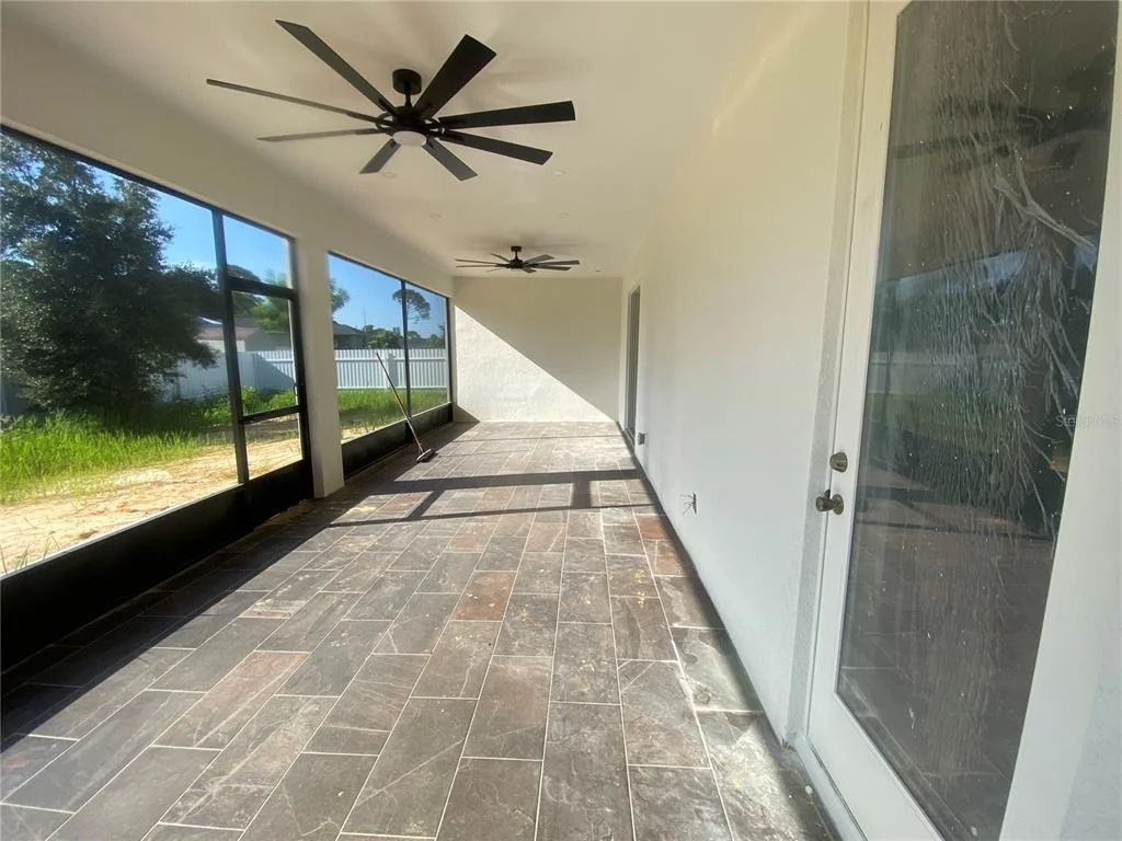 Photo of 410 CITROEN DRIVE