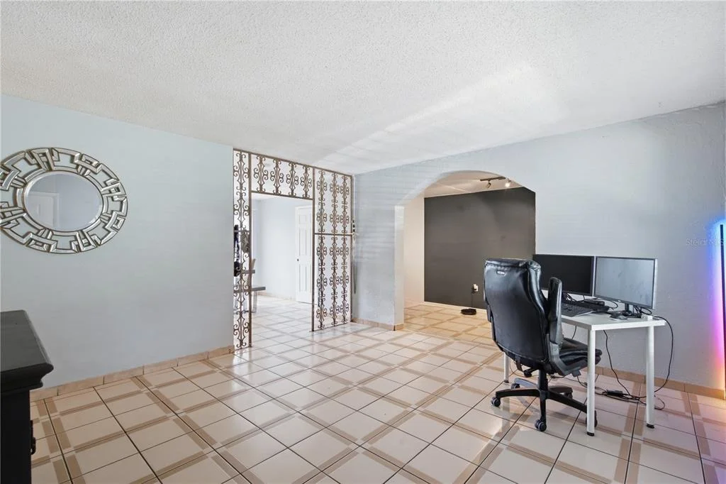 Photo of 802 PAPAYA DRIVE