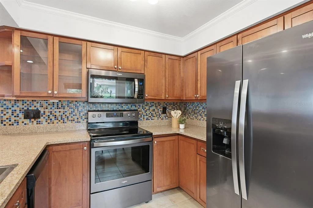 Photo of 961 LEXINGTON DRIVE