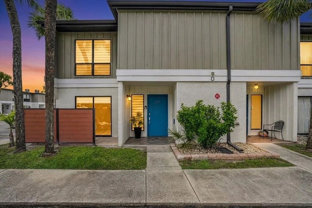 Photo of Unit 310 at 4001 BENEVA ROAD