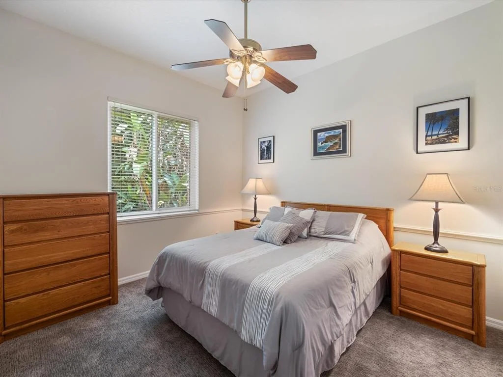 Photo of 4987 CROSS POINTE DRIVE