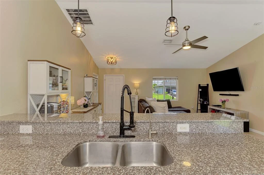 Photo of 4845 HADER ROAD