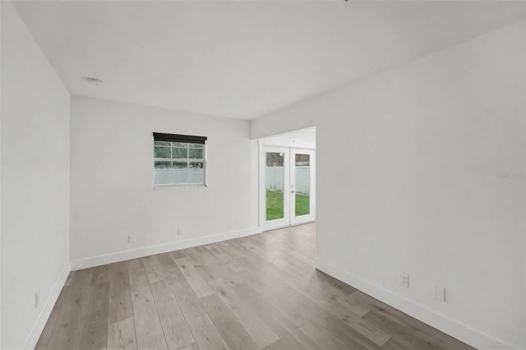 Photo of 131 EMERALD LANE