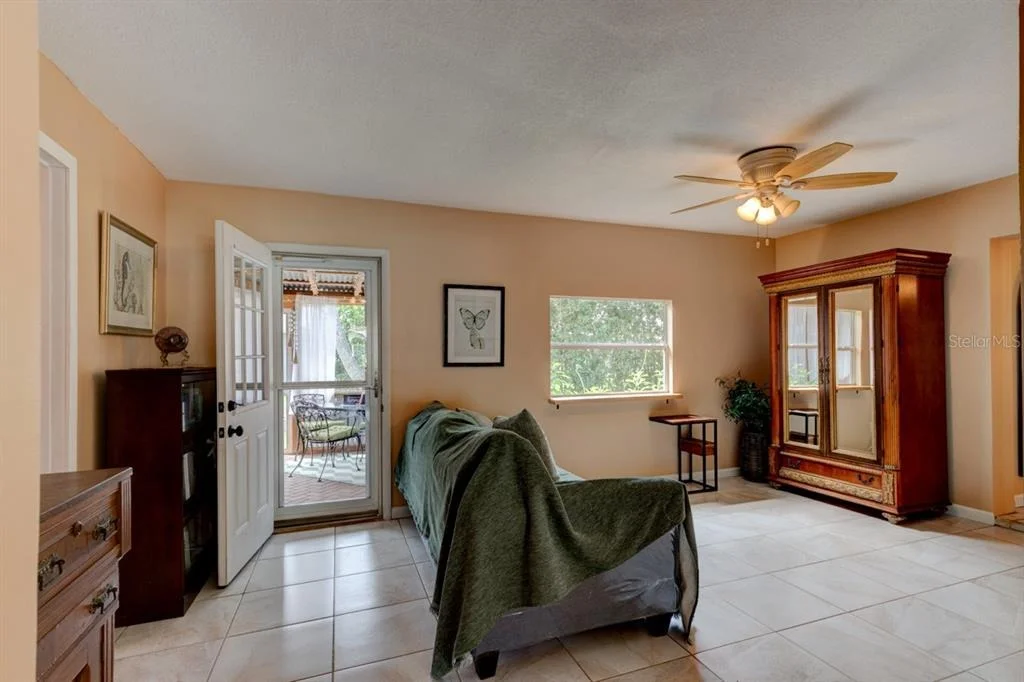 Photo of 16 LAUREL OAKS CIRCLE