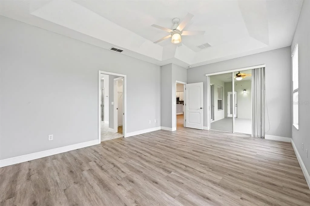 Photo of 4946 LAZY OAKS WAY