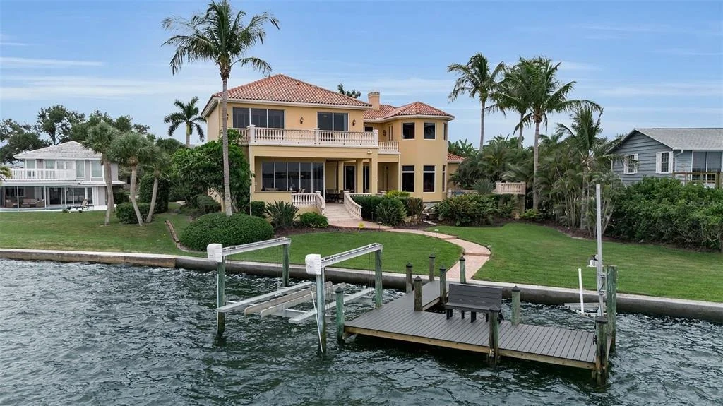 Photo of 1541 CARIBBEAN DRIVE
