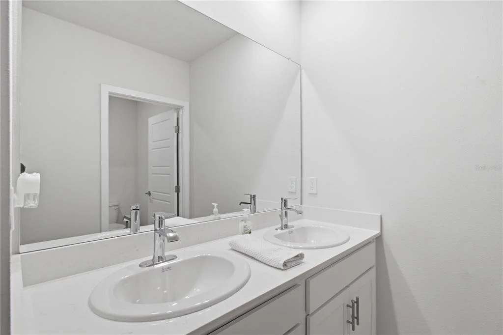 Photo of 18114 WHEATHOUSE PLACE