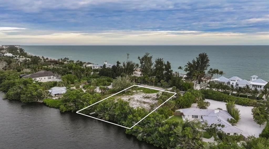 Photo of 7723 SANDERLING ROAD