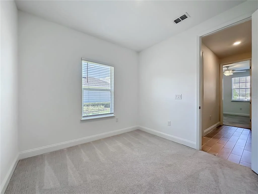 Photo of 2183 RAGLAN CIRCLE