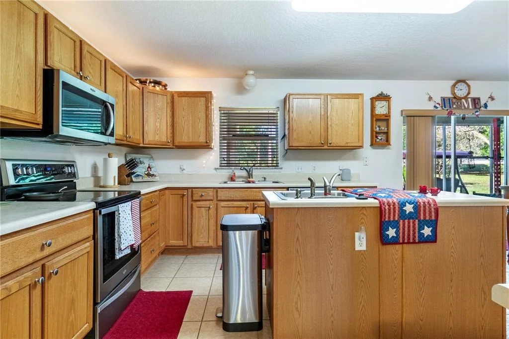 Photo of 2927 SE 46TH AVENUE