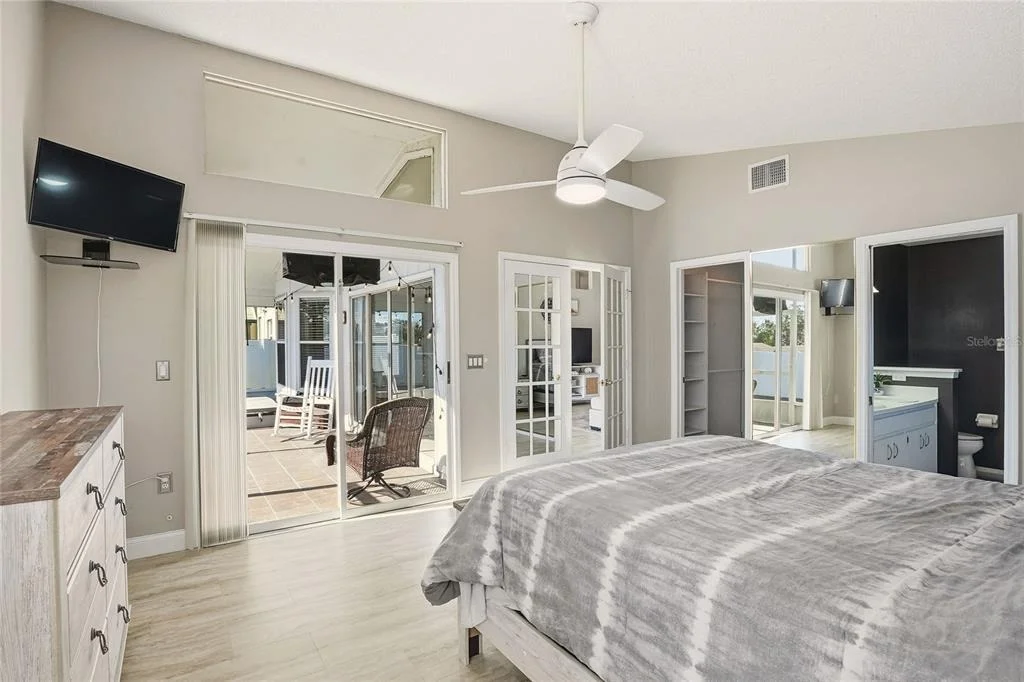 Photo of 412 EMERALD COVE LOOP