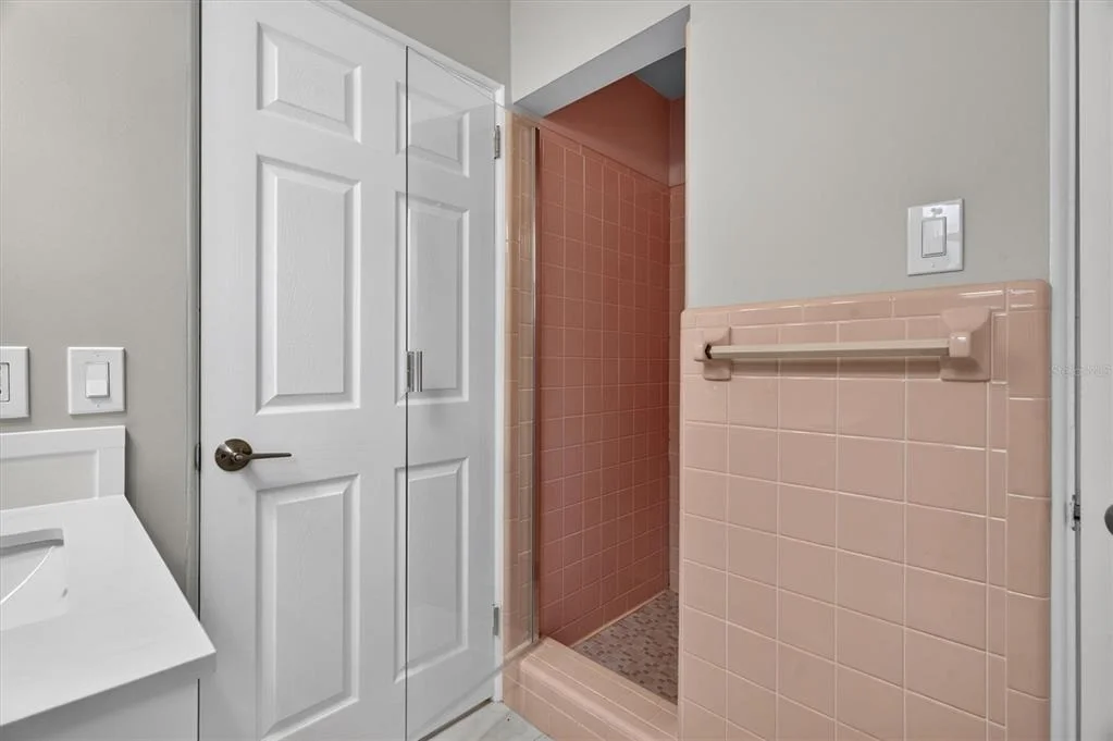 Photo of 541 LILLIAN DRIVE