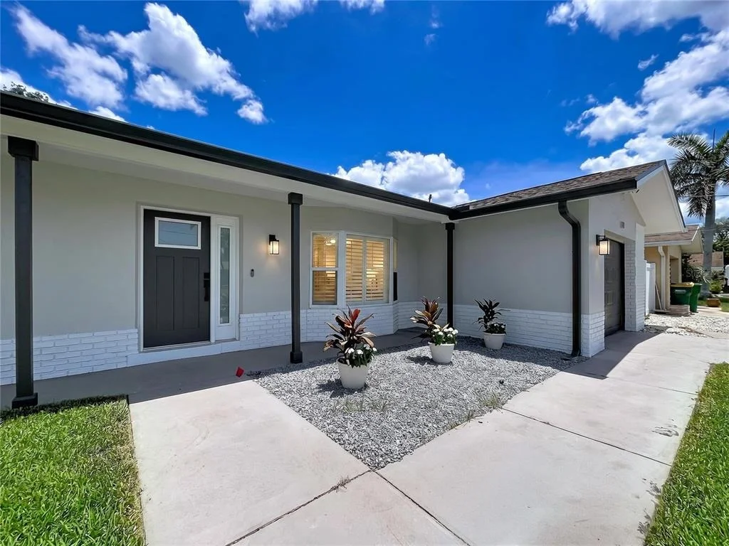 Photo of 381 WESTWINDS DRIVE
