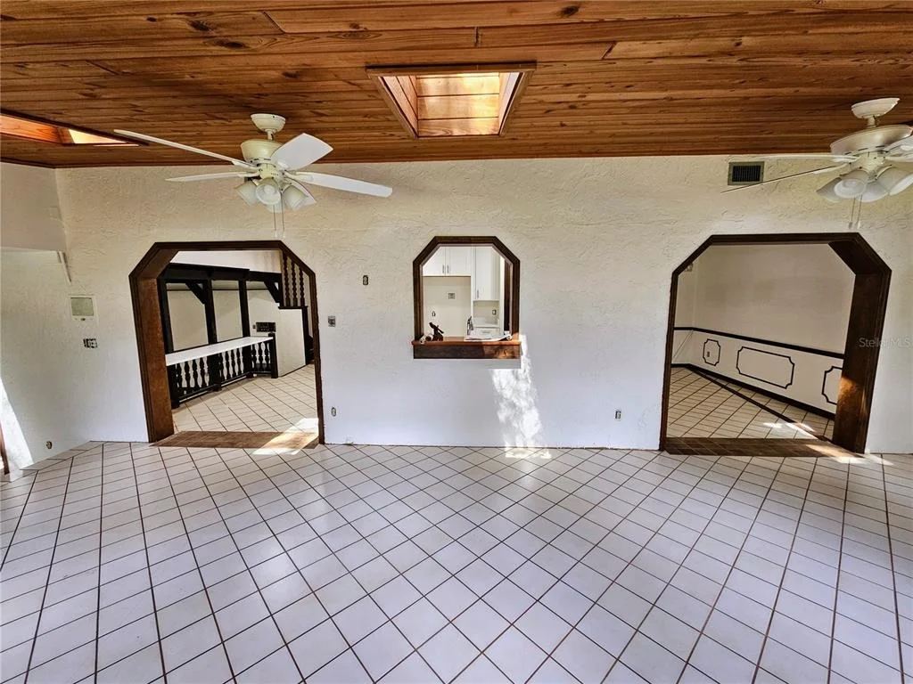 Photo of 4447 TIDEWATER DRIVE