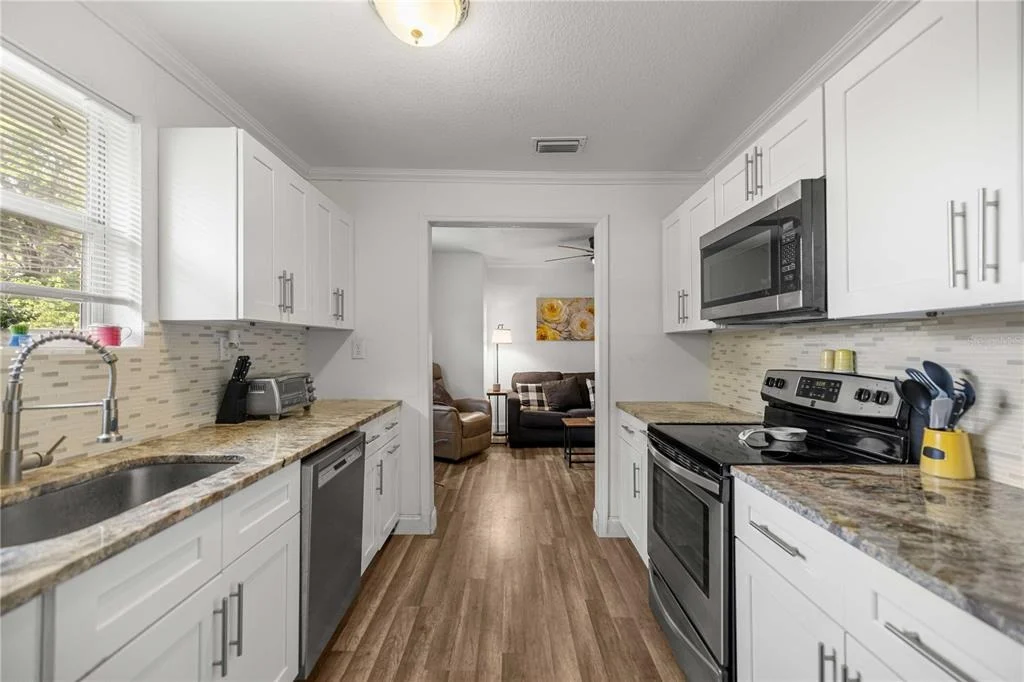 Photo of 3331 SE 11TH AVENUE