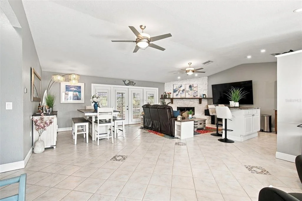 Photo of 201 LAGOON DRIVE