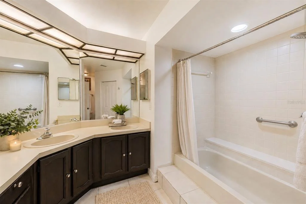 Photo of 2728 BENTLEY DRIVE