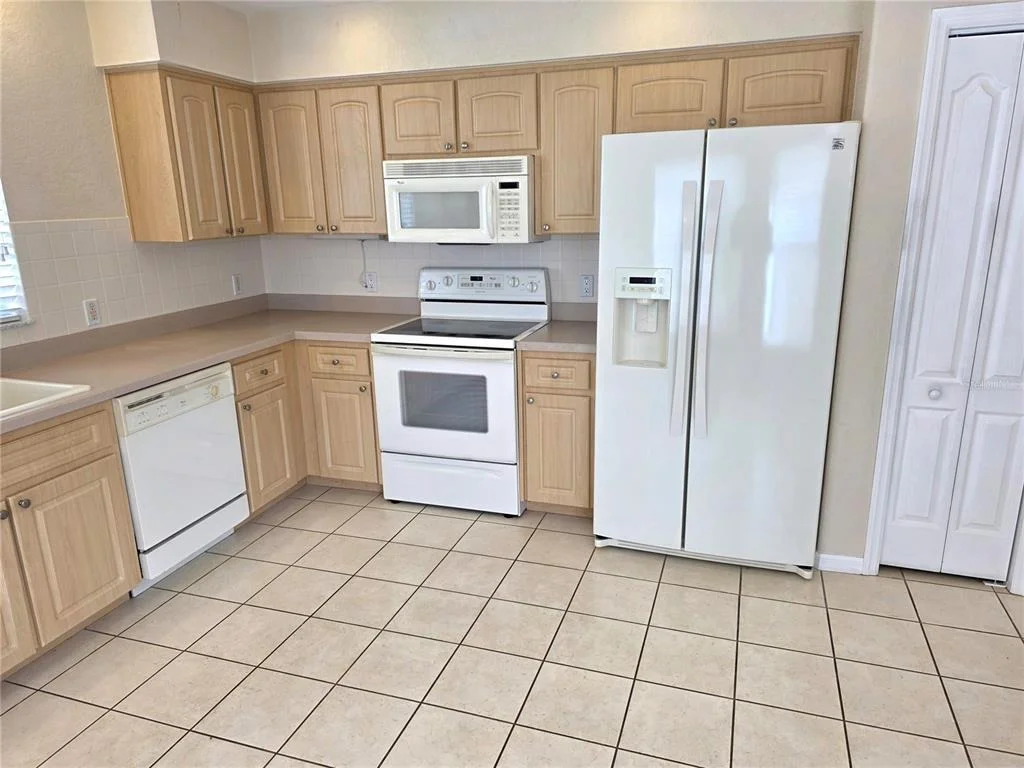 Photo of 384 ROYAL PALM WAY