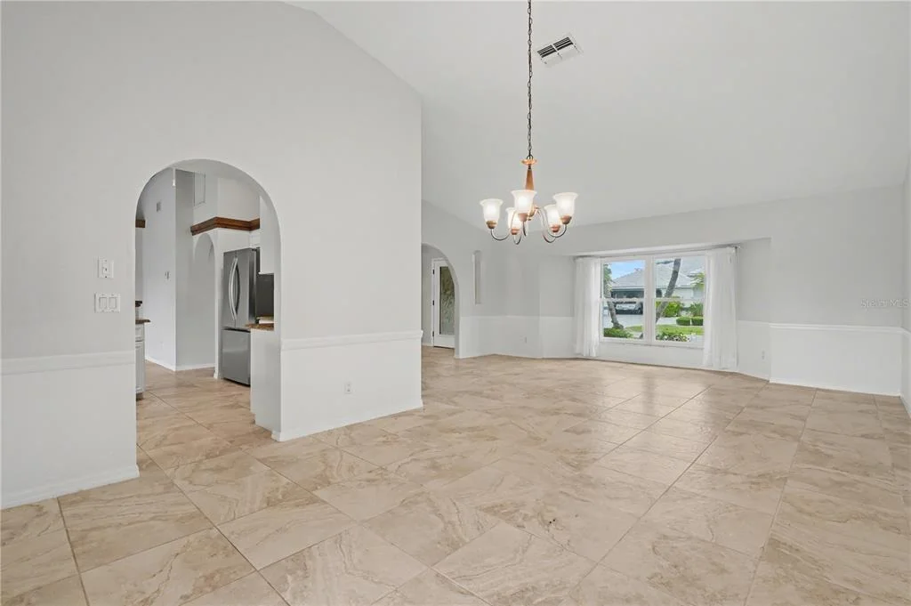 Photo of 1119 VIA FORMIA