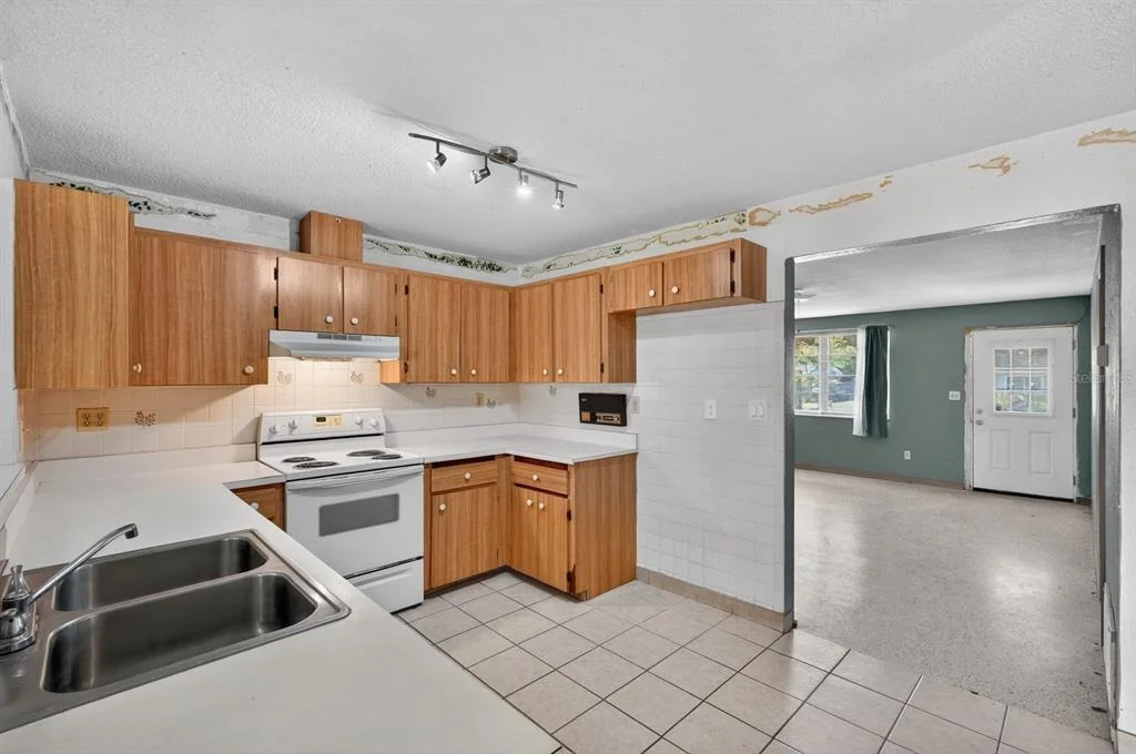 Photo of 612 JOHNSON DRIVE