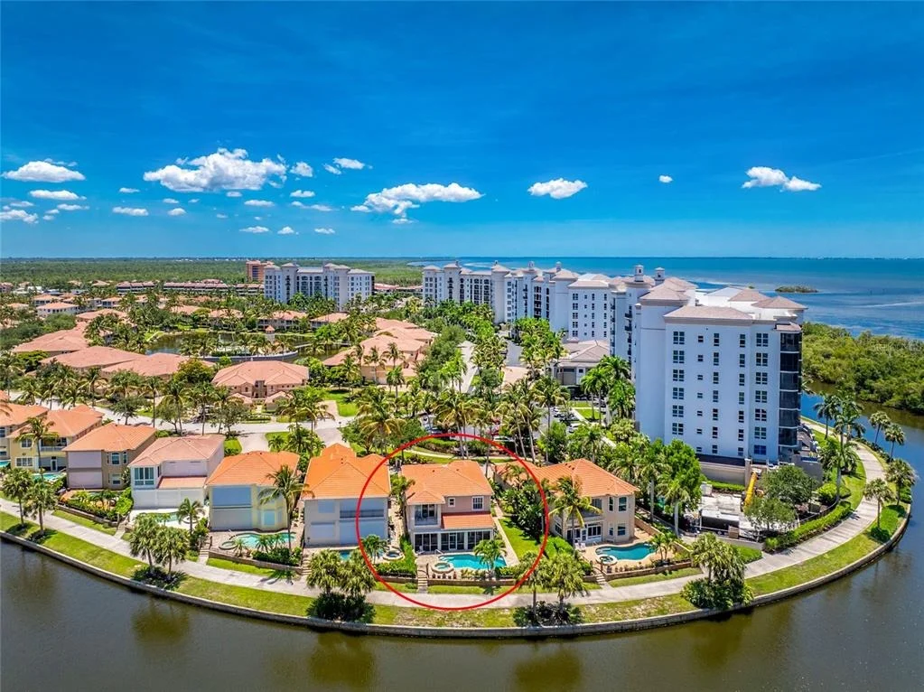 Photo of 3341 SUNSET KEY CIRCLE