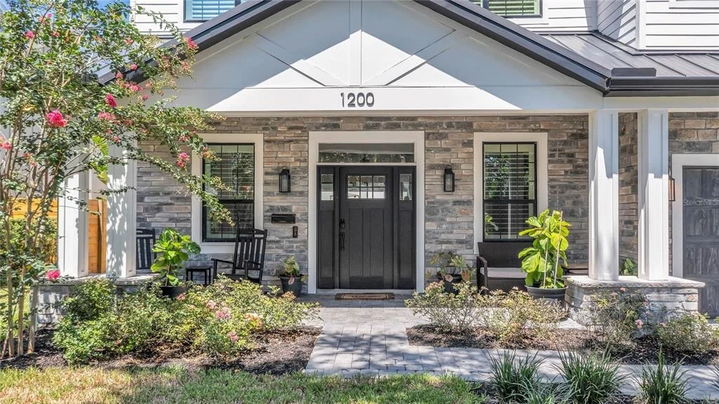 Photo of 1200 EDWARDS LANE