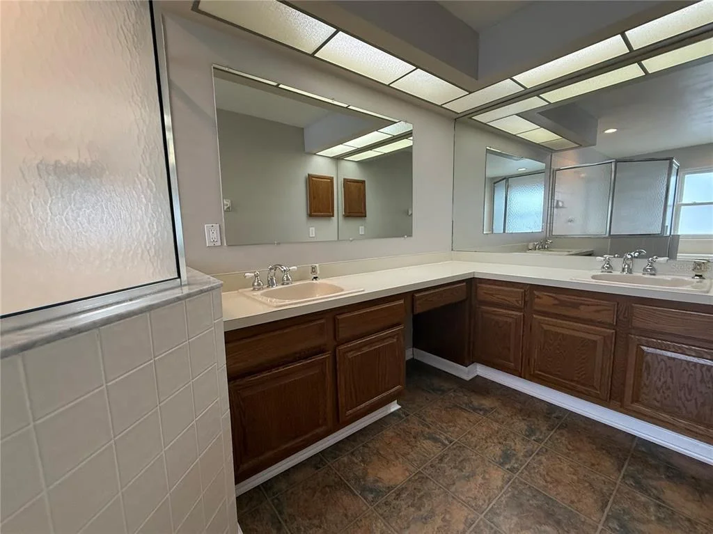 Photo of 2609 CRESTFIELD DRIVE