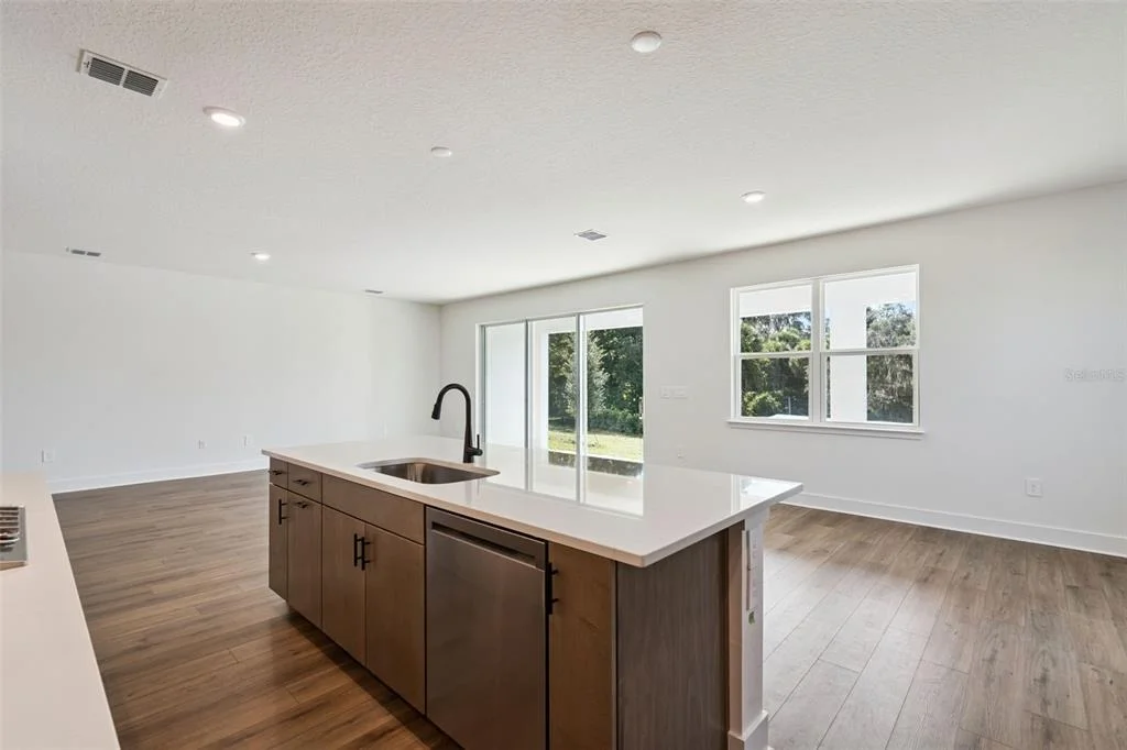 Photo of 714 EMERALD GROVE DRIVE