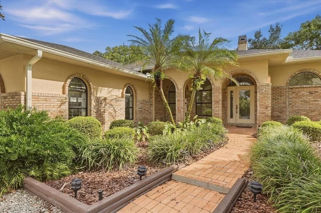 Photo of 557 SUTTON ROAD
