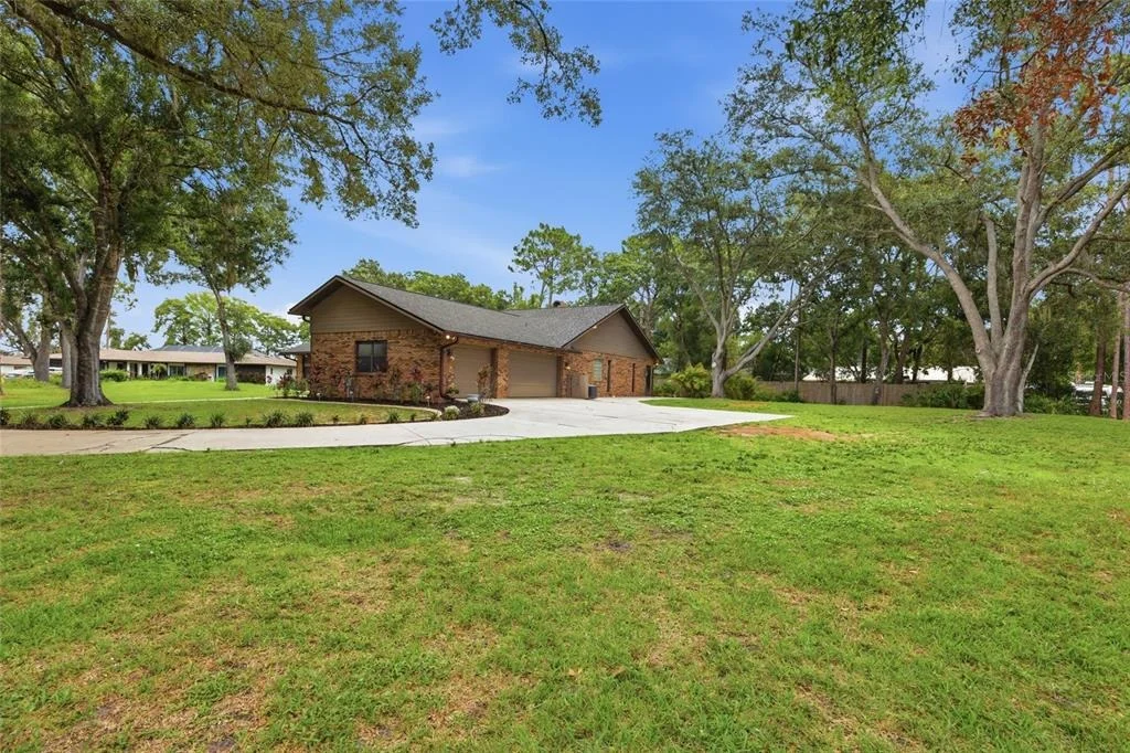 Photo of 10616 FOREST RUN DRIVE