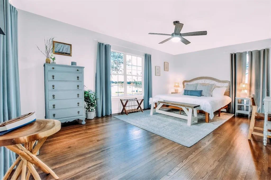 Photo of 1302 LAKE ELBERT DR SE