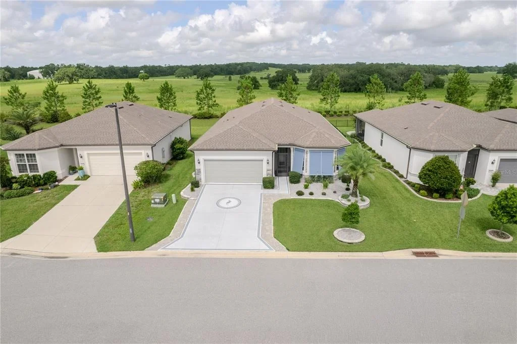Photo of 9435 SW 52ND LOOP