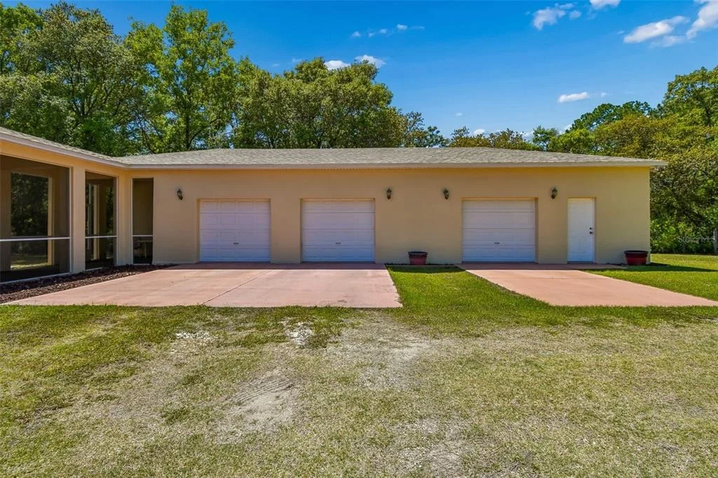 Photo of 30342 VITEX AVENUE