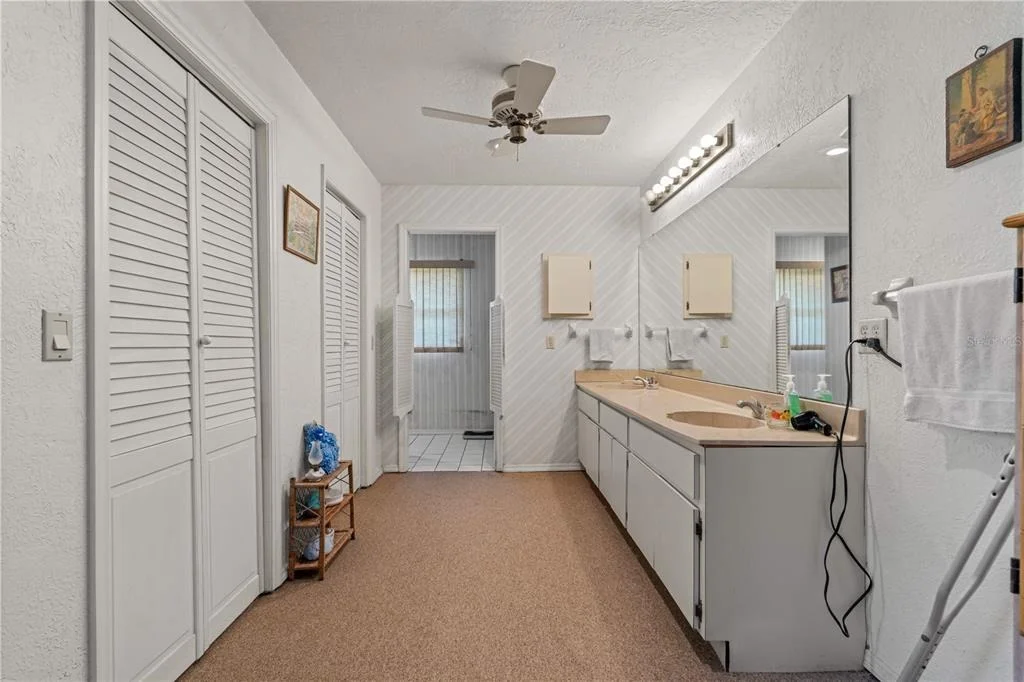 Photo of 2065 DUNCAN ROAD