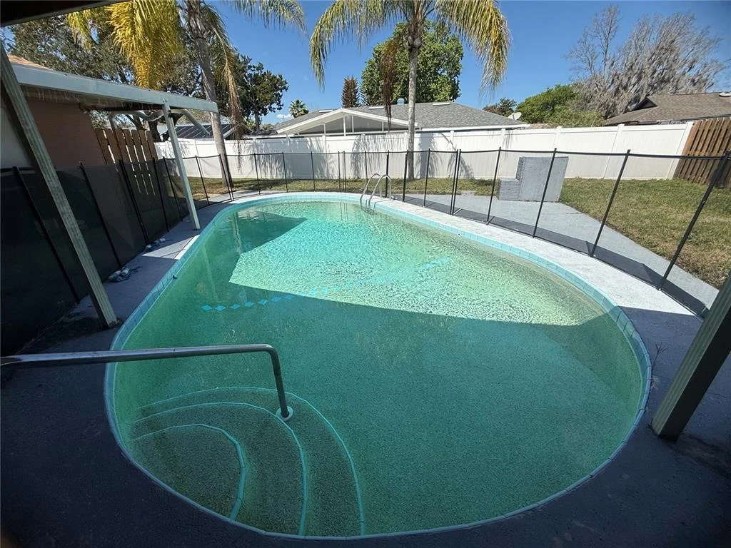 Photo of 409 NEEDLES DRIVE