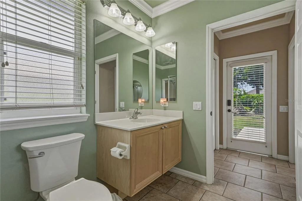 Photo of 6105 AUDUBON MANOR BOULEVARD
