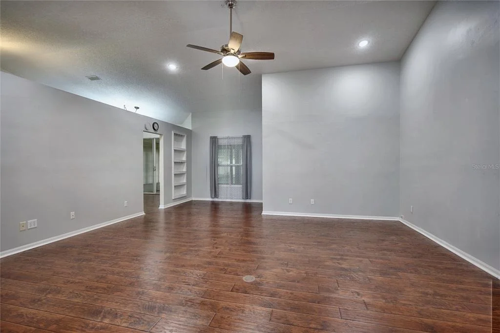 Photo of 25735 GLEN EAGLE DRIVE