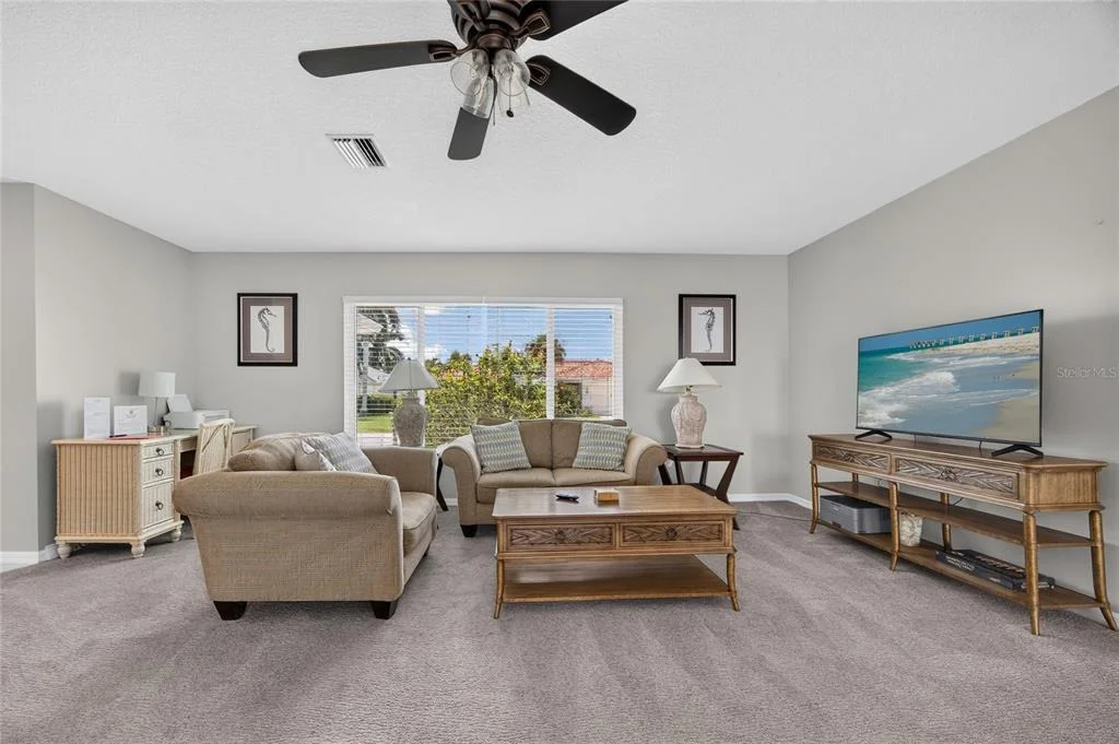 Photo of 2280 VIA ESPLANADE