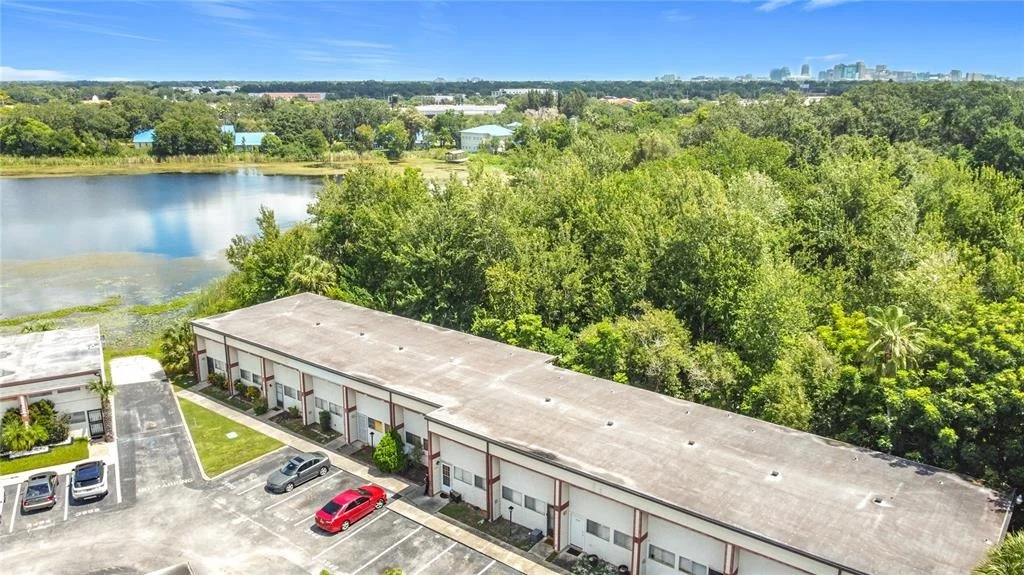Photo of Unit A4 at 3944 CRAYRICH CIRCLE
