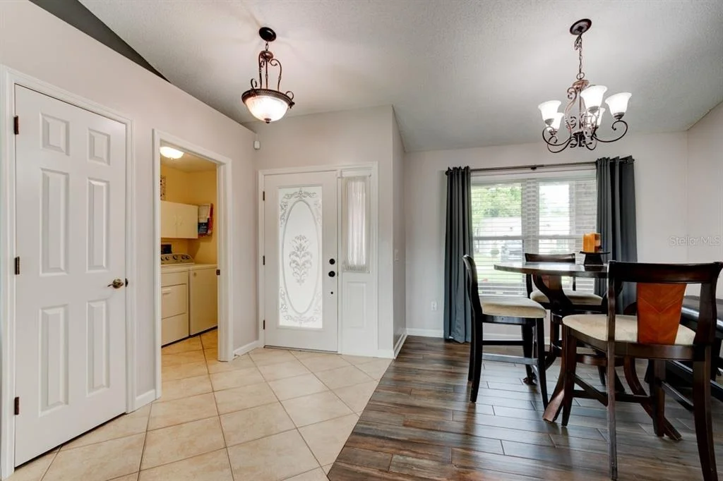 Photo of 18 CARRIAGE CREEK WAY