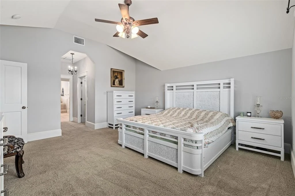 Photo of 2 HICKORY LANE